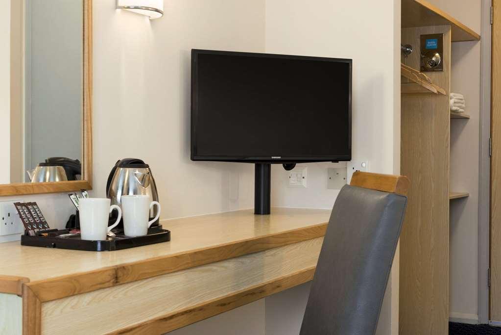 Days Inn Sutton Scotney North Room photo