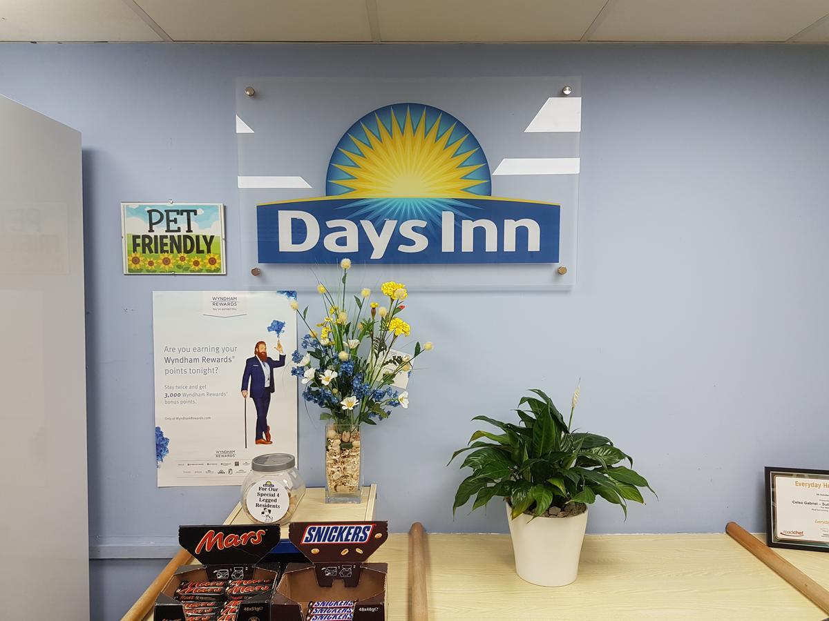 Days Inn Sutton Scotney North Exterior photo